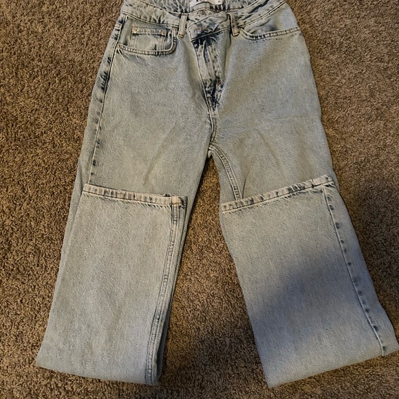 Jeans - Picture 2 of 3